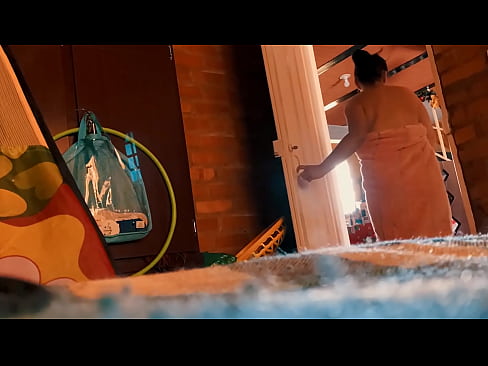 ❤️ Gisundan ko sa akong uyoan sa shower, gisabak ko niya samtang naligo ko. ❤️ Sex video sa amon ❌❤