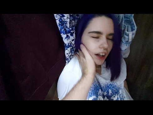 ❤️ Nakit-an akong igsoong babaye sa aparador ug gitabangan siya sa iyang cum ❤️ Sex video sa amon ❌❤